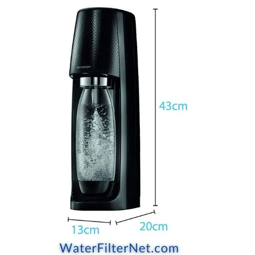 Машина SodaStream Spirit демонстрирует свои размеры и размеры